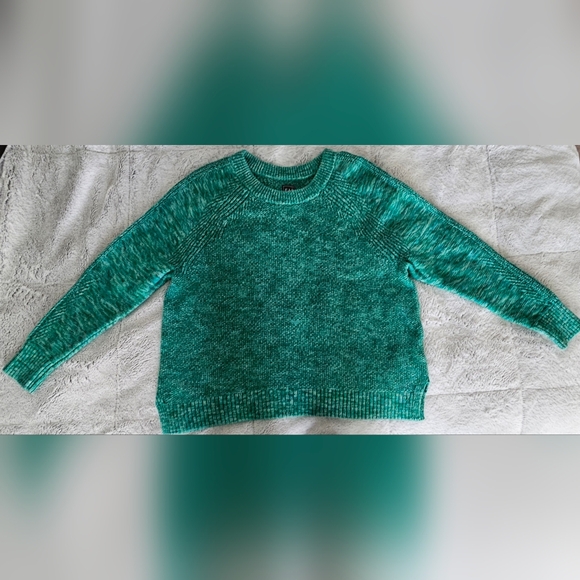 GAP Green Scoop Neck Sweater, size L. - Picture 2 of 6